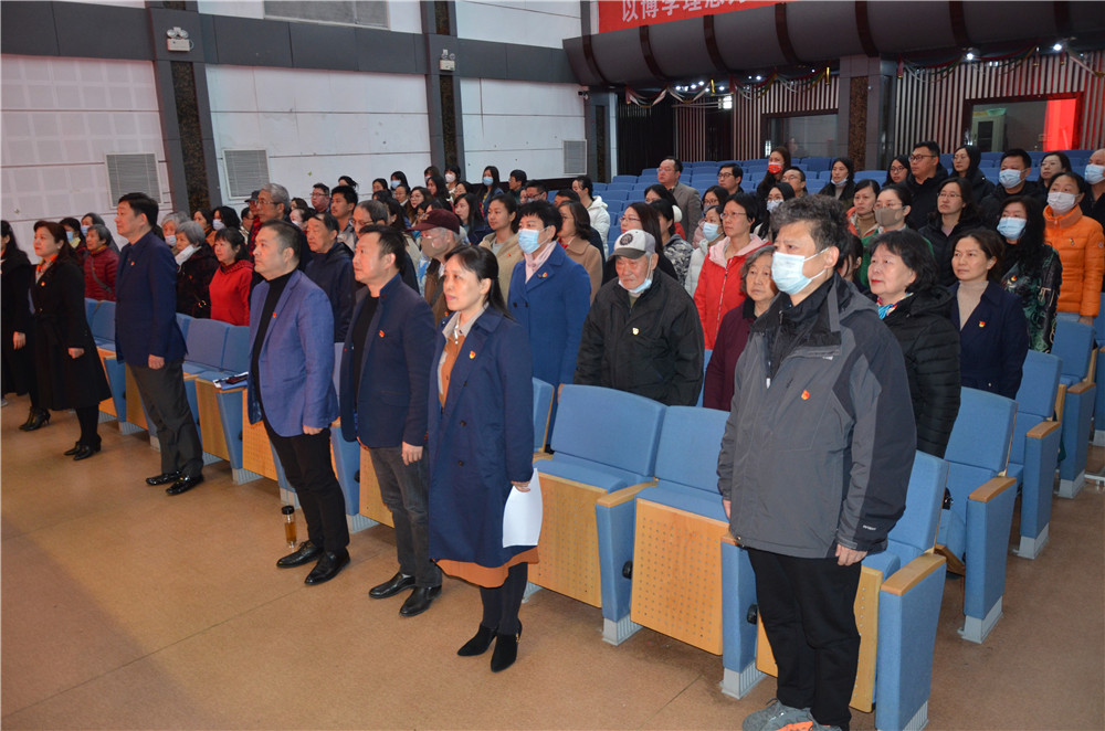 发扬“三牛”精神 培育时代新人——玄武中专召开新学期党员大会01.jpg