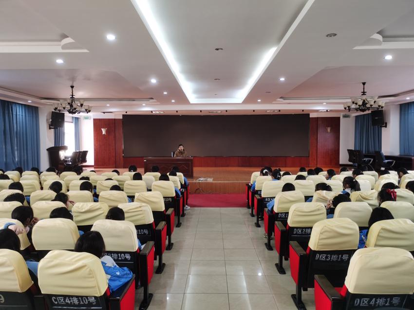 3.2药学系药物制剂片技能社团启动会.jpg