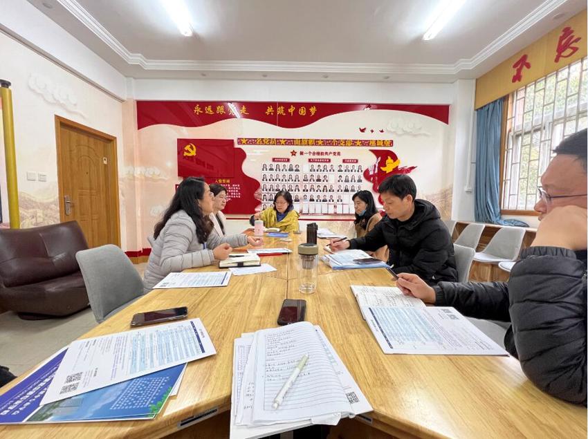 3.7学校组织召开系部招生研讨会.jpg 3.7学校组织召开系部招生研讨会.jpg