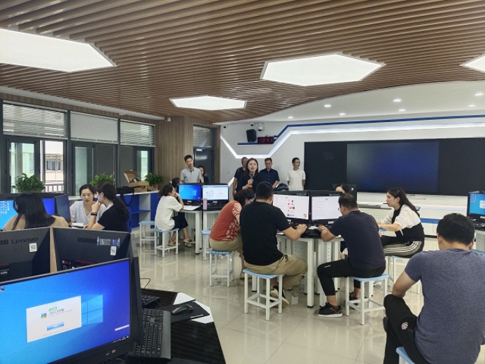 9.22商贸旅游系商贸酒店教研组开展学习实训教学软件教研活动1.jpg