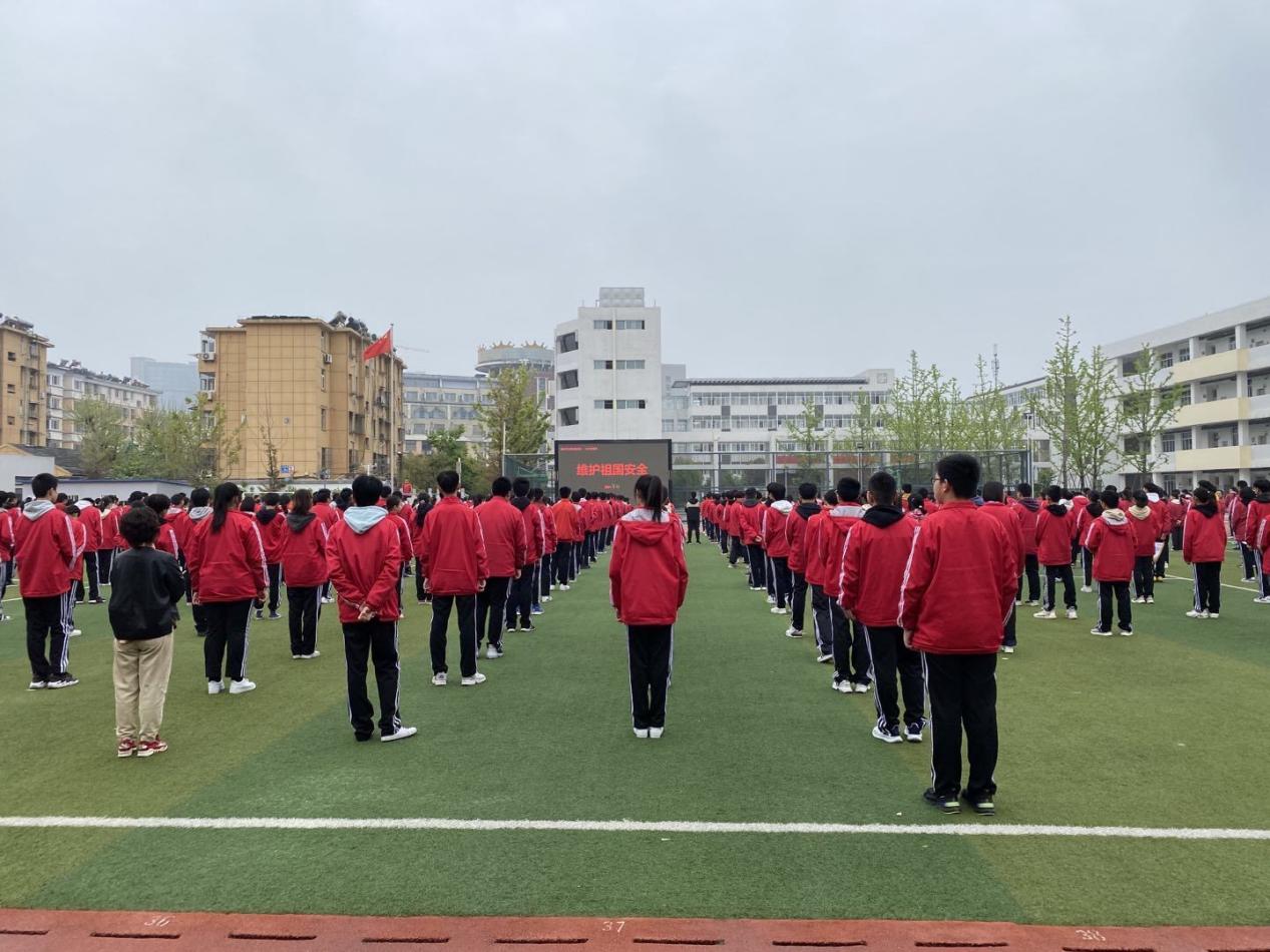 泰山社区:知危险会避险,安全宣讲进校园2
